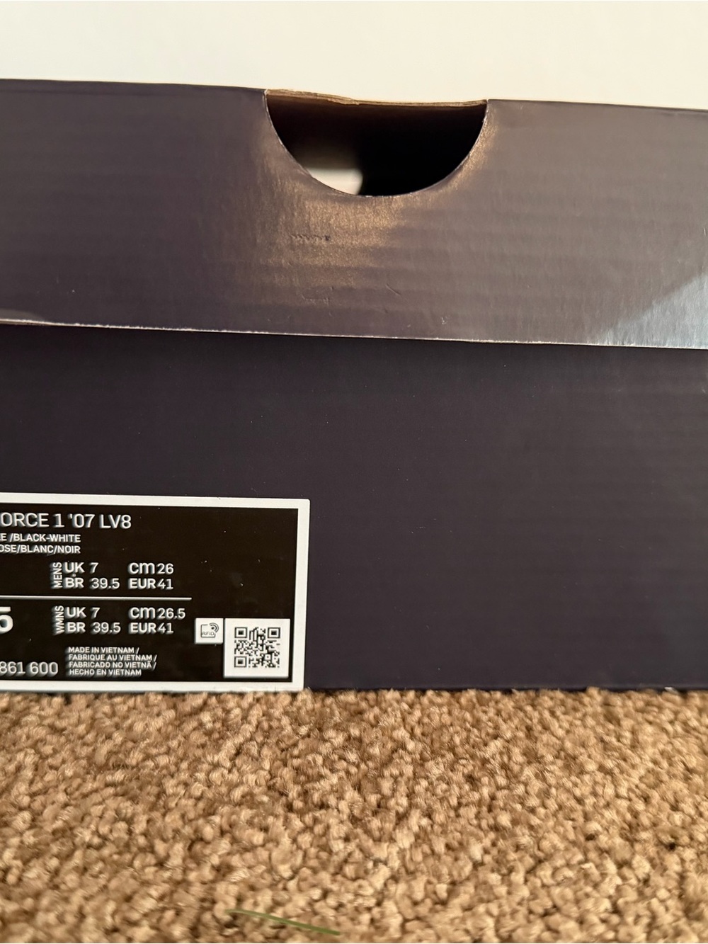 Nike Air Force 1 ‘07 LV8 - Picture 3 of 3